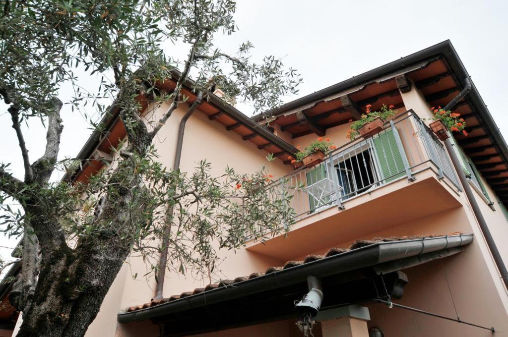 クエルチェタ La Madonnina Bed & Breakfast エクステリア 写真