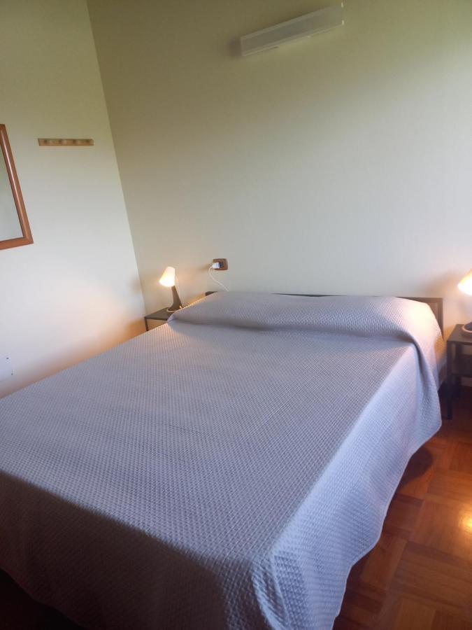 クエルチェタ La Madonnina Bed & Breakfast エクステリア 写真